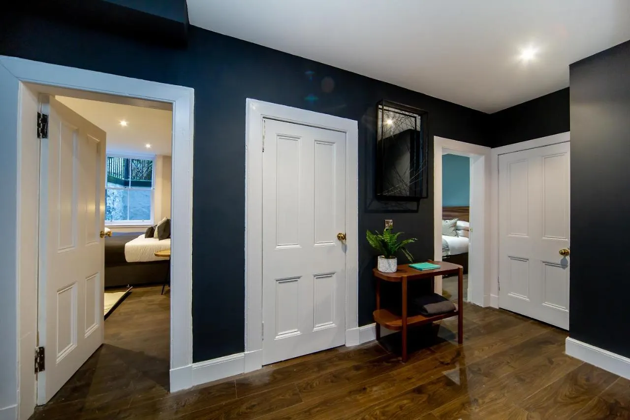 The Bruntsfield Apartment Edinburgh 0*,